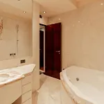 Dimora Degli Affreschi By Postcardsfrom דירה ורונה