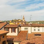 דירה Dimora Degli Affreschi By Postcardsfrom