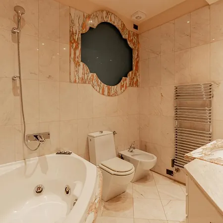 Dimora Degli Affreschi By Postcardsfrom דירה *